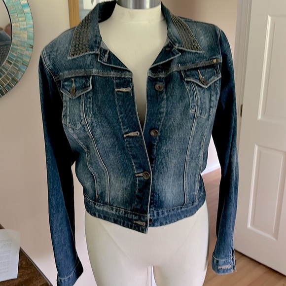 Lucky Brand Studded Denim Jacket XL, Cropped. Like New! - Picture 6 of 6